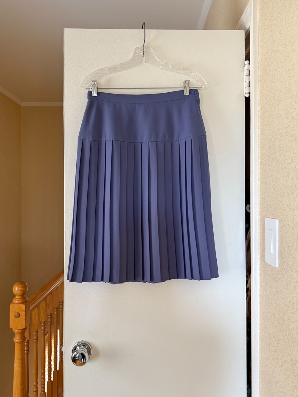 Vintage Lord & Taylor Pleated Skirt | size 8